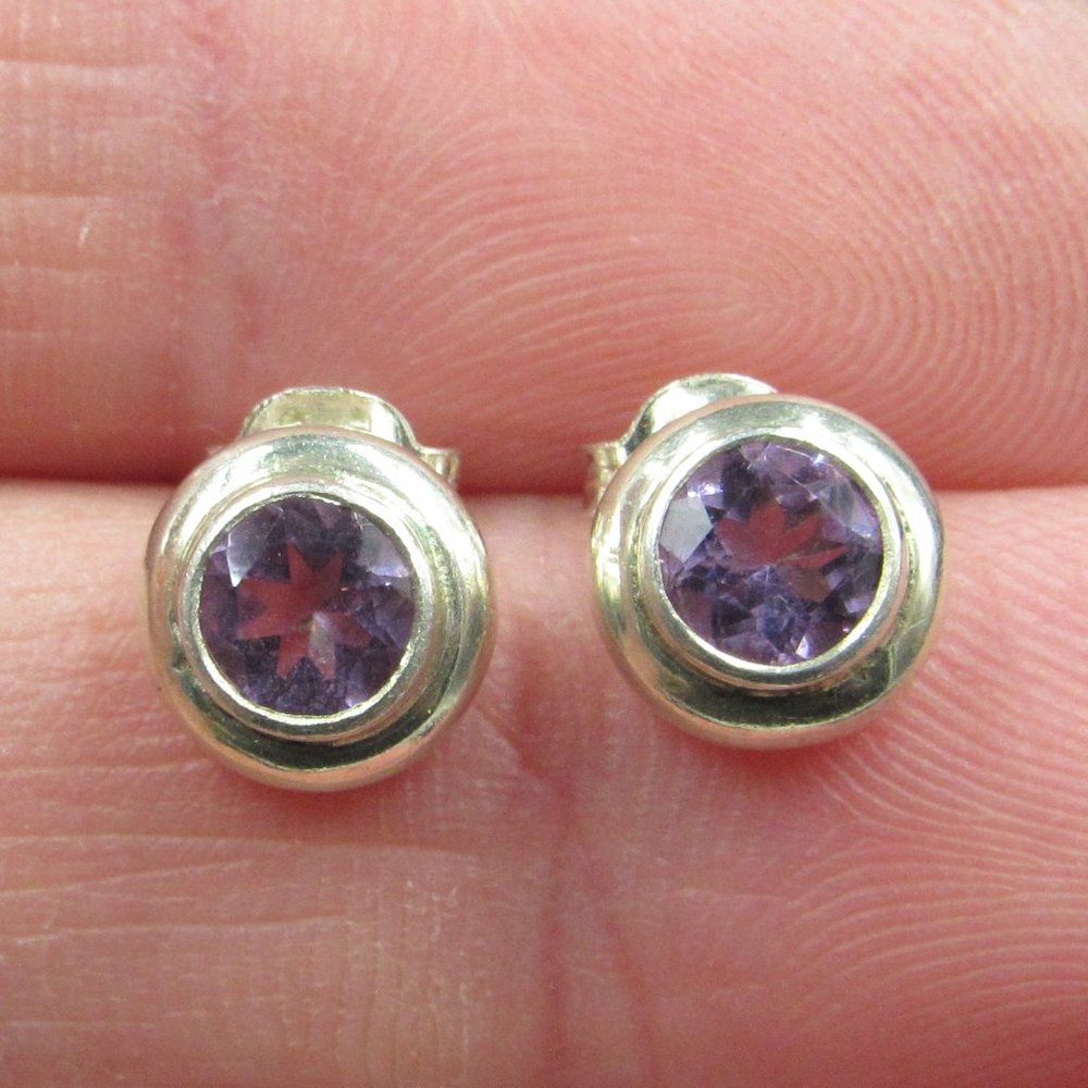 Sterling Silver Purple Small Round Amethyst Stud Earrings Vintage